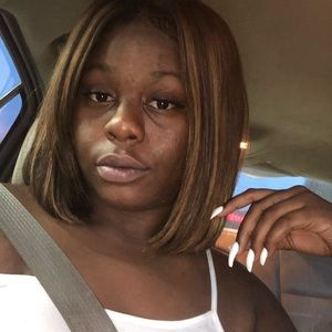 Meet your Posher, Jazmine